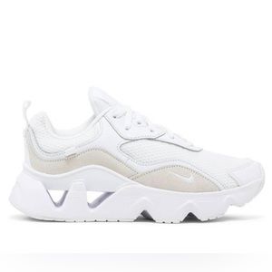 Nike Ryz 365 2 White Sneakers Sz 6 excellent condition!!